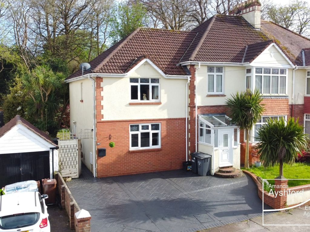2 bed end terrace house for sale in Oldway Road, Preston, Paignton TQ3