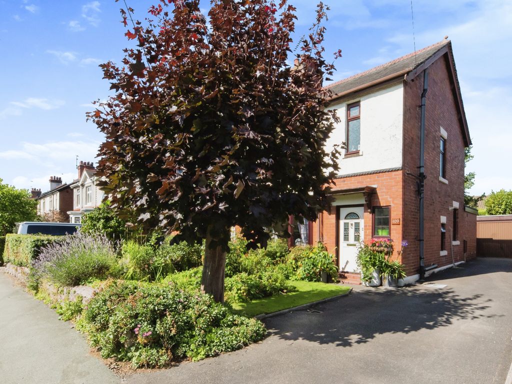 3 bed semidetached house for sale in Sandbach Road North, Alsager