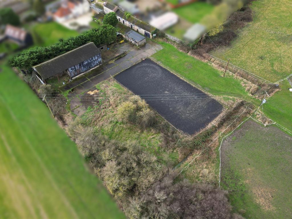 Land for sale in Red Rose Lane, Blackmore, Ingatestone CM4, £1,100,000