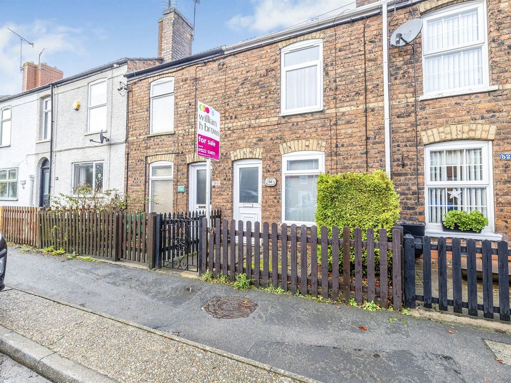 2 bed terraced house for sale in Grantham Road, Bracebridge Heath