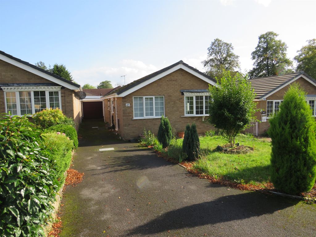 2 bed detached bungalow for sale in Park Avenue, Darley Dale, Matlock DE4, £310,000 Zoopla