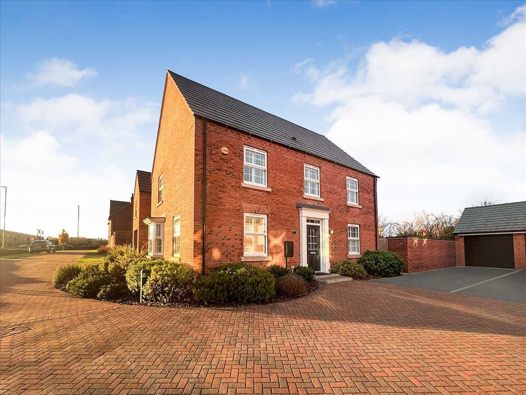 4 bed detached house for sale in Acacia Way, Edwalton, Nottingham NG12