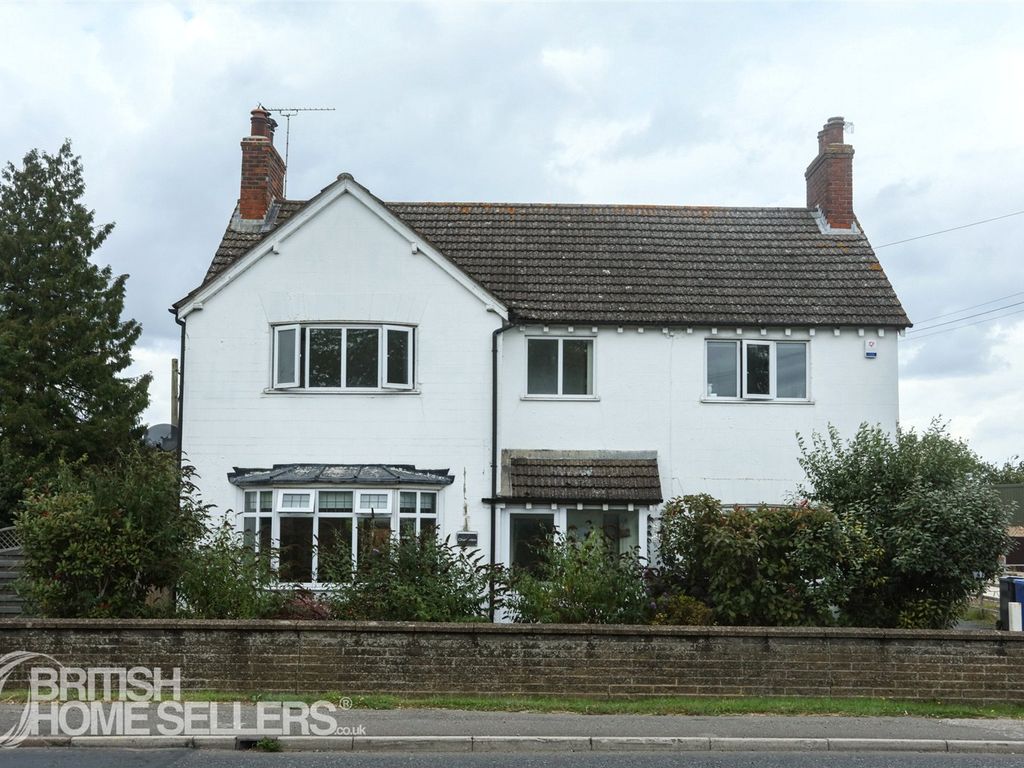3 bed detached house for sale in Station Road, Langworth, Lincoln