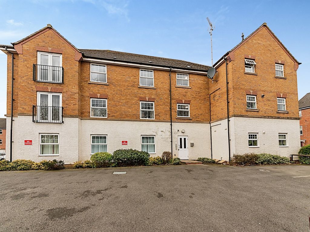 2 bed flat for sale in Conyger Close, Great Oakley, Corby NN18 Zoopla