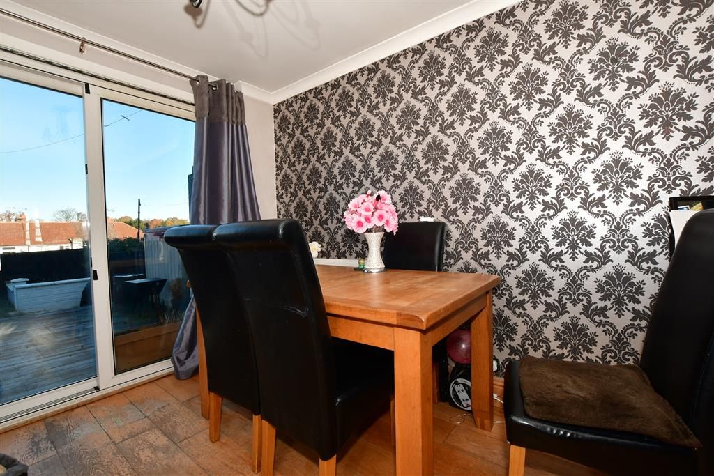 3 bed terraced house for sale in Taunton Close, Barnehurst, Kent DA7