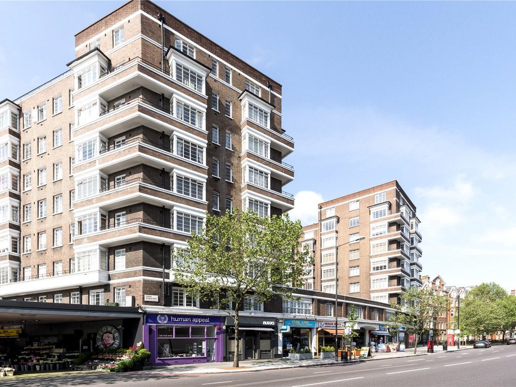 2 bed flat for sale in Rossmore Court, Park Road, London NW1, £675,000