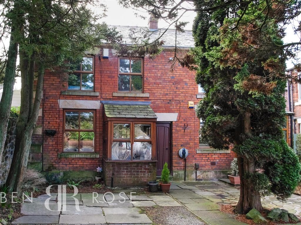 3 bed semidetached house for sale in Fox Lane, Leyland PR25, £250,000 Zoopla