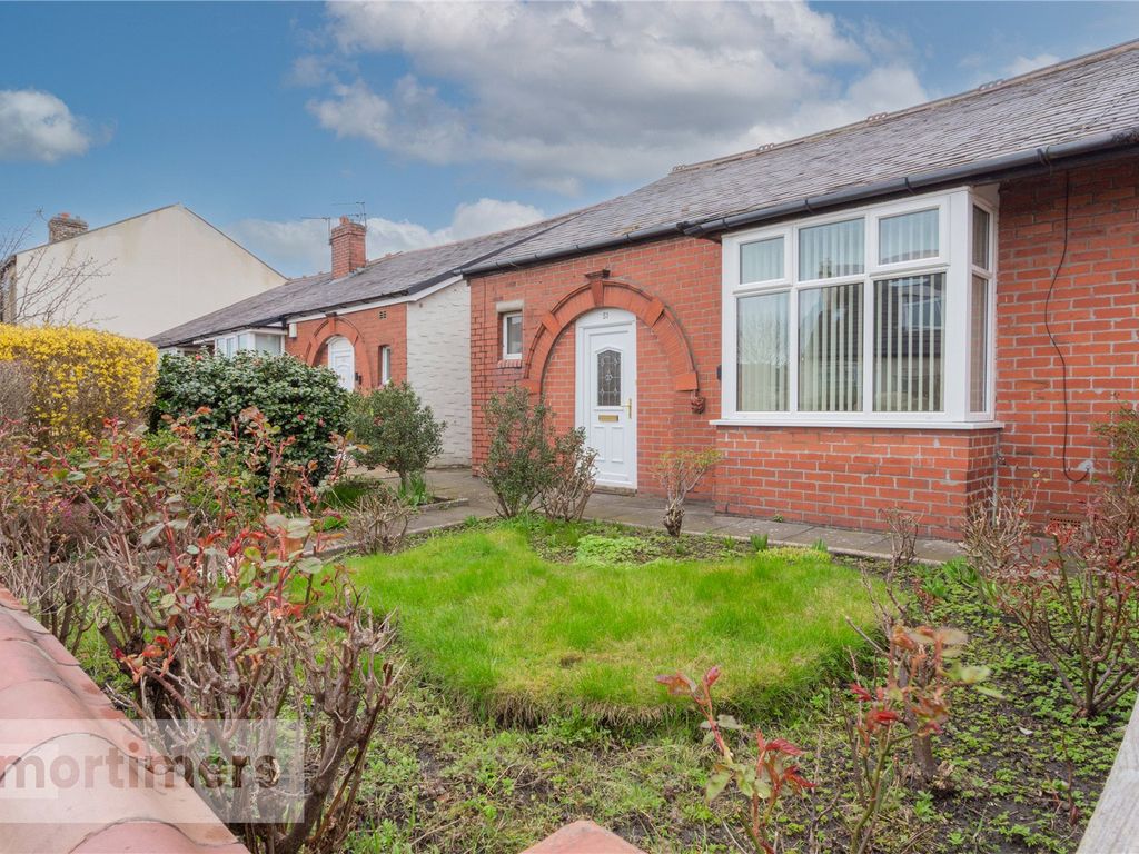 2 bed semidetached bungalow for sale in Moss Hall Road, Accrington