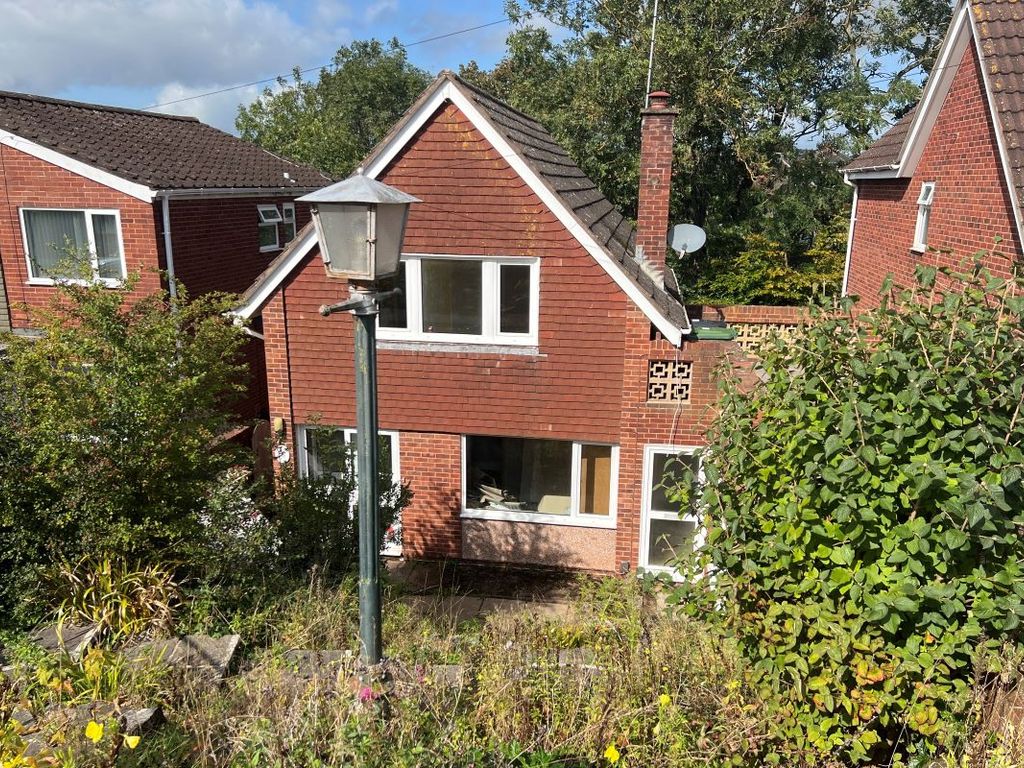 4 bed detached house for sale in 18 Coates Road, Exeter, Devon EX2, £