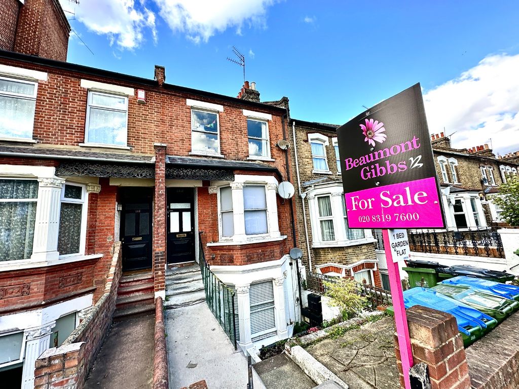 1 bed for sale in Garden Flat, Herbert Road, Woolwich
