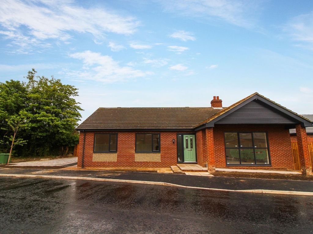3 bed detached bungalow for sale in Adlam Court, Blyth NE24, £224,950