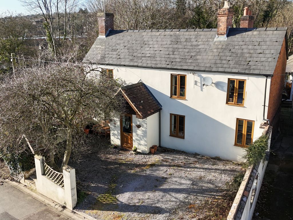 4 bed detached house for sale in Highfield Road, Lydney