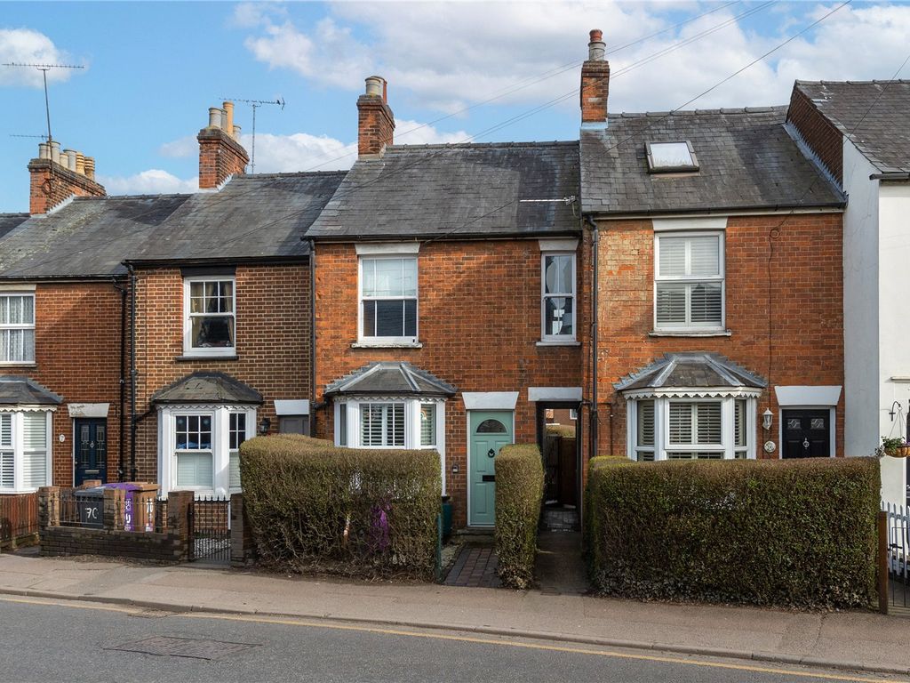 3 bed terraced house for sale in Grove Road, Hitchin, Hertfordshire SG5