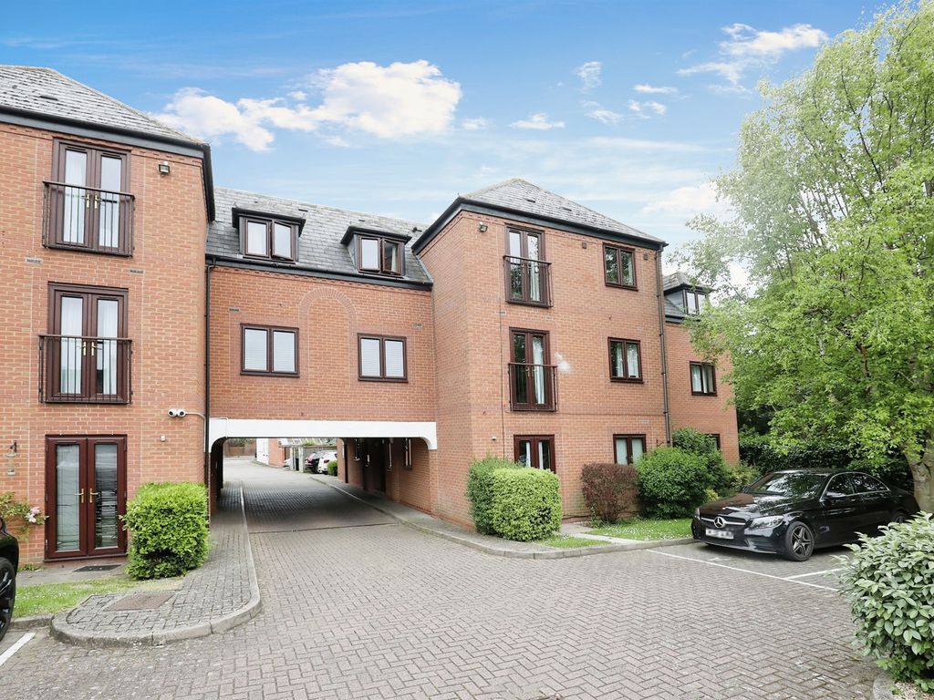 1 bed flat for sale in Grove Road, StratfordUponAvon CV37 Zoopla