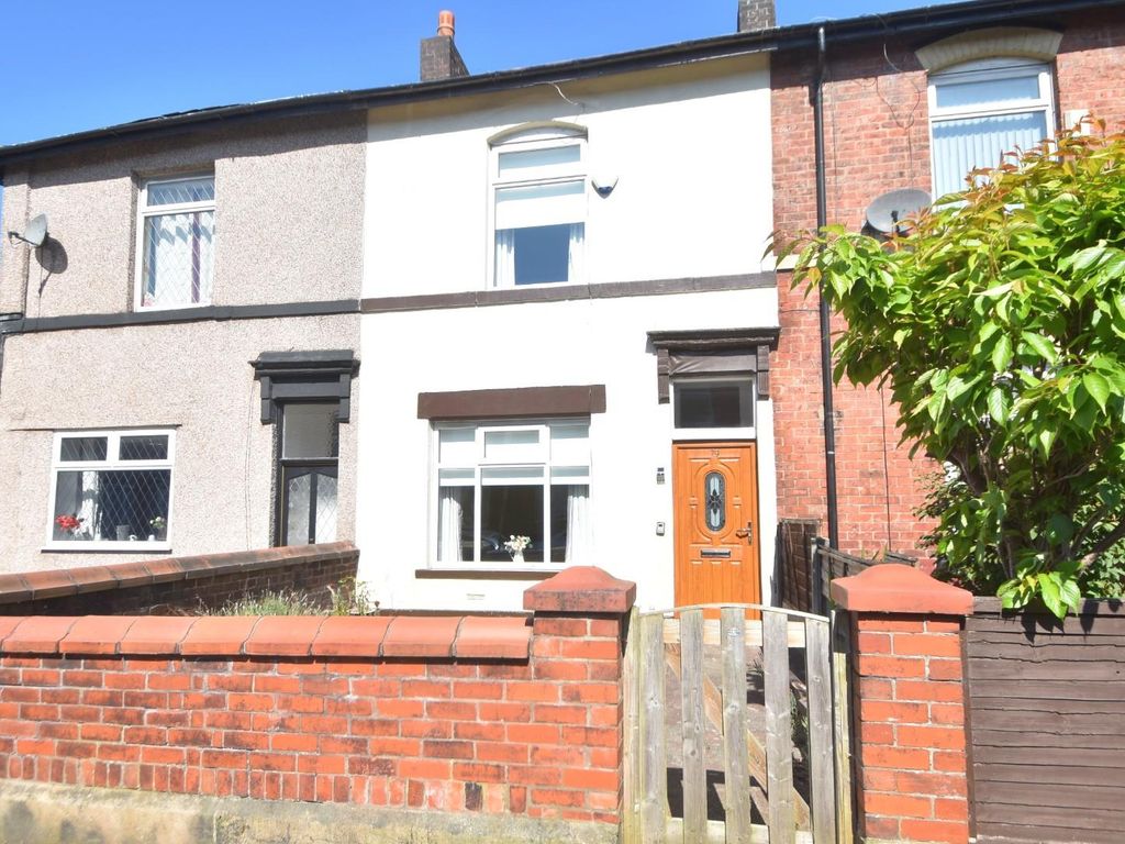 2 bed terraced house for sale in Chesham Road, Bury BL9 Zoopla