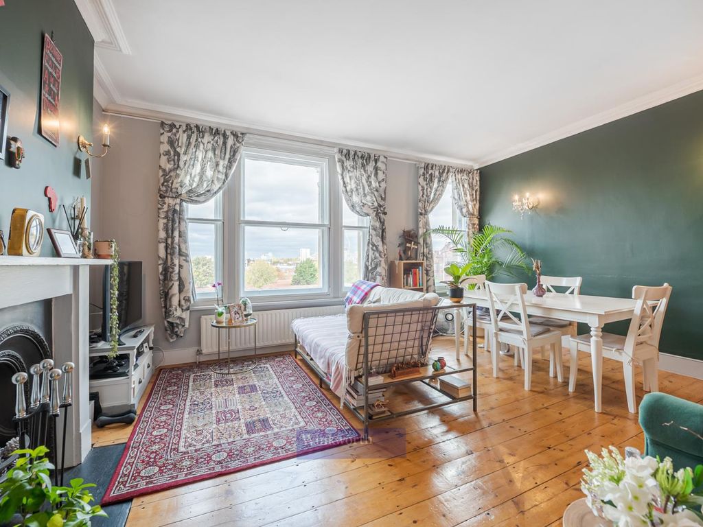 2 bed flat for sale in Wandsworth Road, London SW8 Zoopla