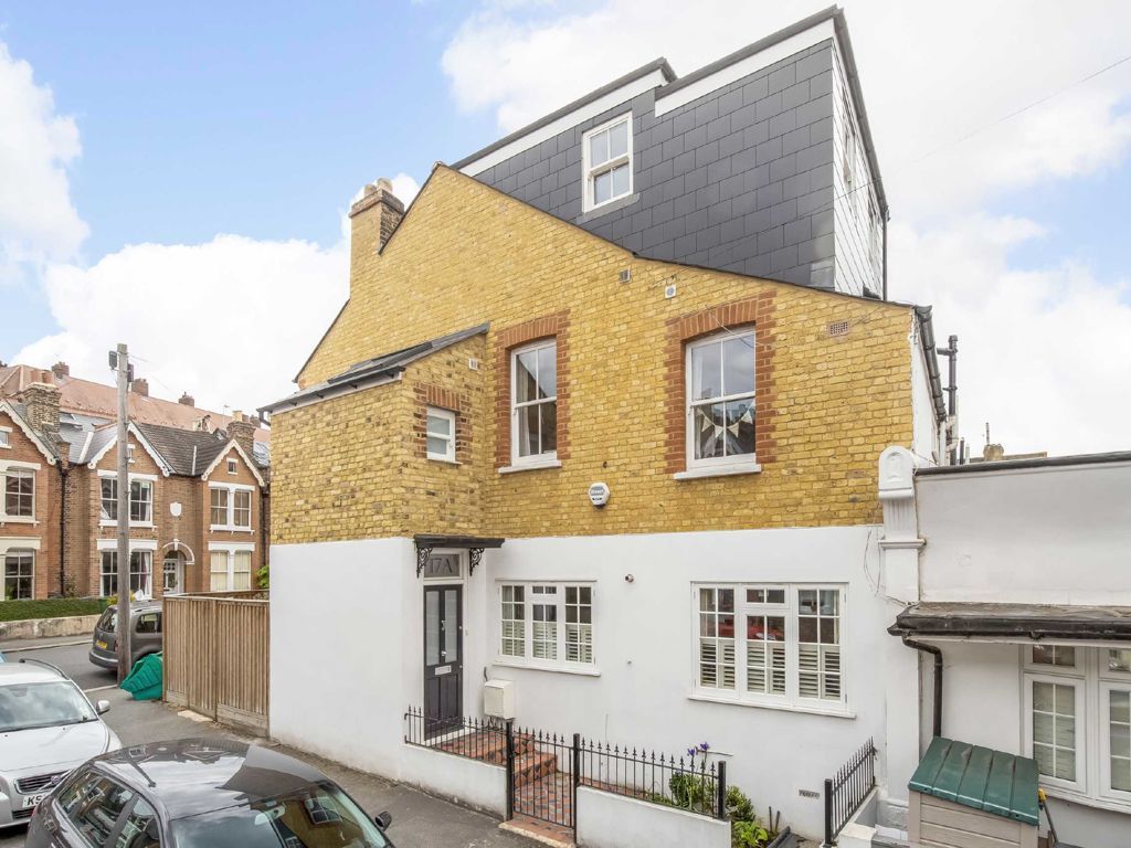 4 bed semidetached house to rent in Waveney Avenue, London SE15 Zoopla