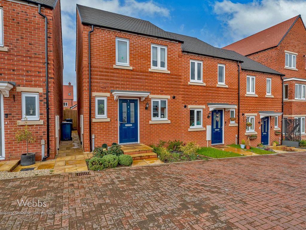 2 bed end terrace house for sale in Lowther Street, Lichfield WS14, £