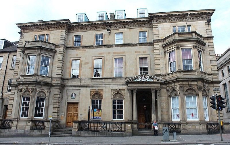 Commercial property to let in Merchant Company Hall, 2022 Hanover
