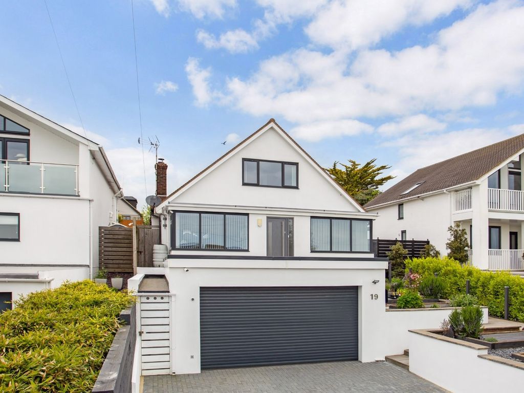 3 bed detached house for sale in Channel View Road, Brighton, East