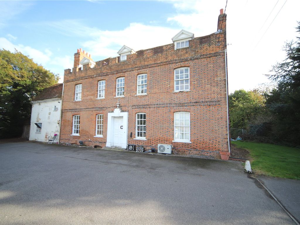 2 bed flat to rent in London Road, StanfordLeHope, Essex SS17 Zoopla