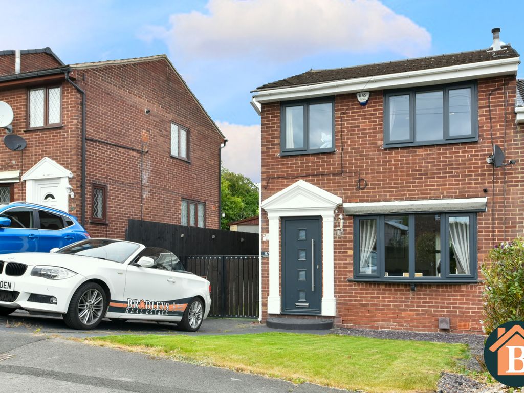 3 bed semidetached house for sale in Eastfield Drive, Pontefract WF8