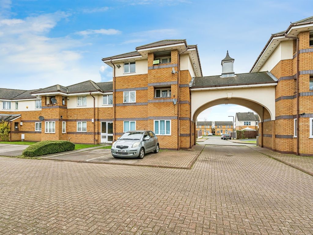 1 bed flat for sale in Oldbury B69, £65,000 Zoopla