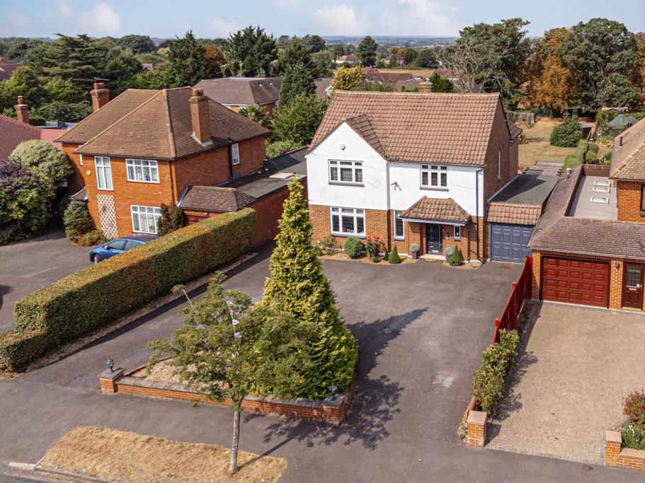 4 bed detached house for sale in Ruden Way, Epsom KT17 Zoopla