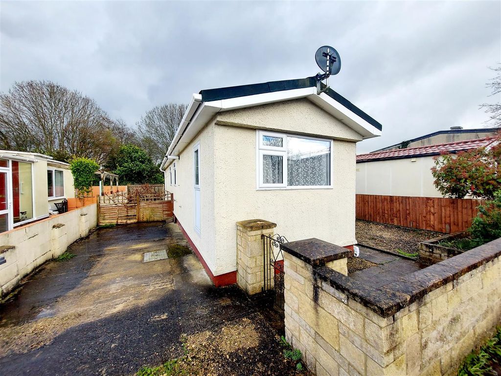 2 bed property for sale in Northleaze, Corsham SN13 Zoopla