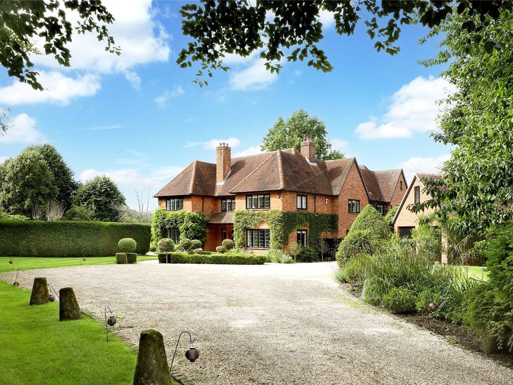 7 bed detached house for sale in Hall Place Lane, Burchetts Green