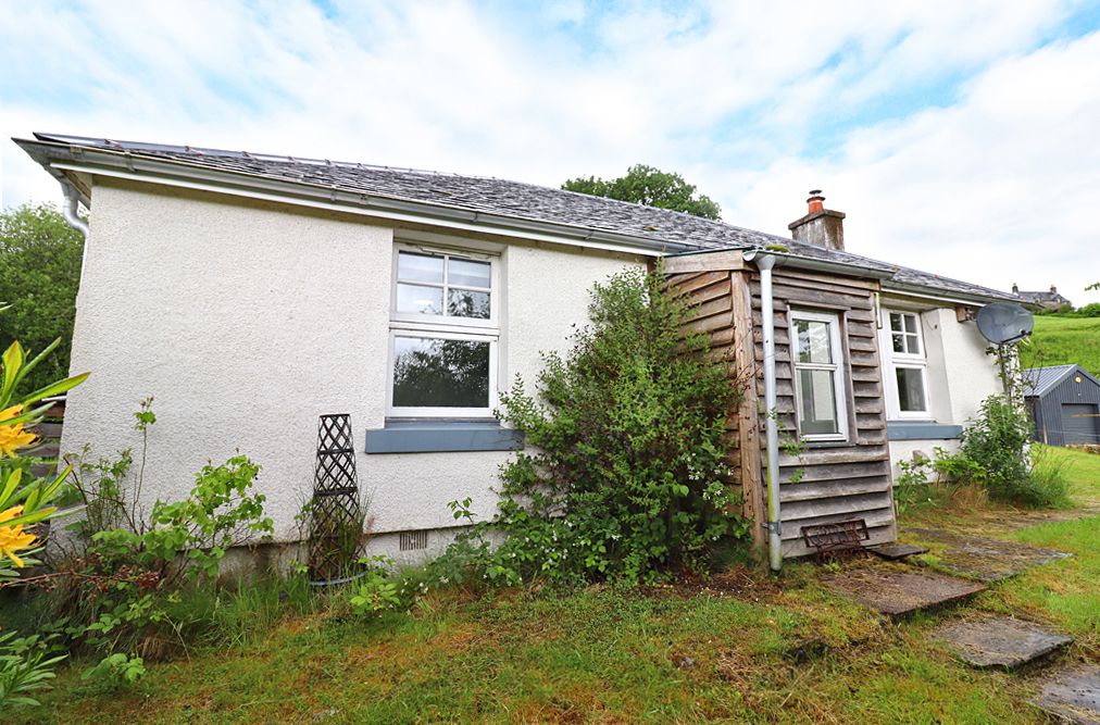2 bed cottage for sale in Kilchrenan, Taynuilt PA35, £210,000 Zoopla