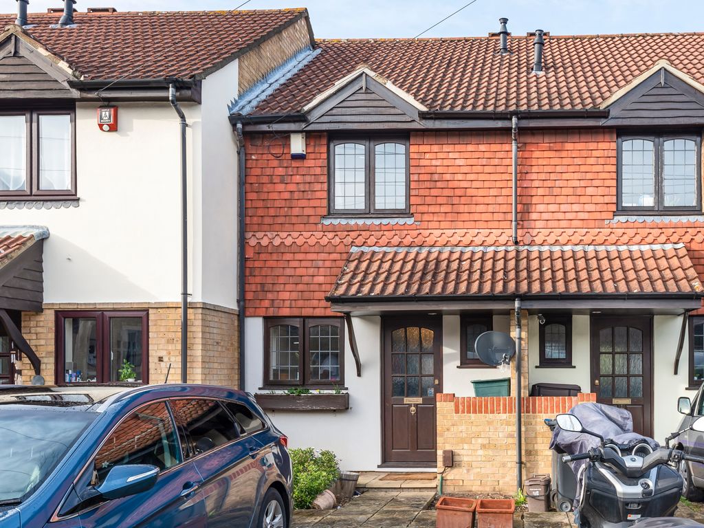 2 bed property to rent in Rushmon Villas, Cavendish Road, New Malden