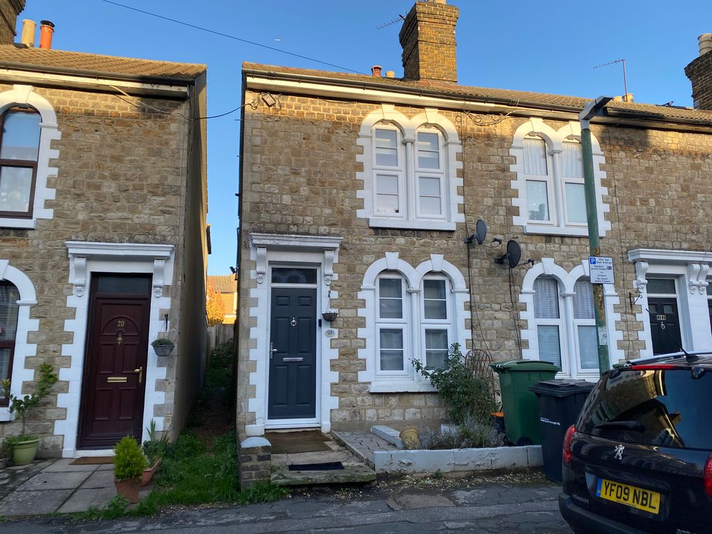 3 bed end terrace house to rent in Waterlow Road, Maidstone ME14 Zoopla