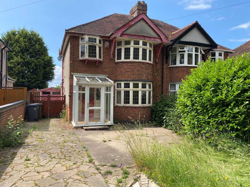 3 bed semidetached house for sale in Higham Lane, Nuneaton CV11, £