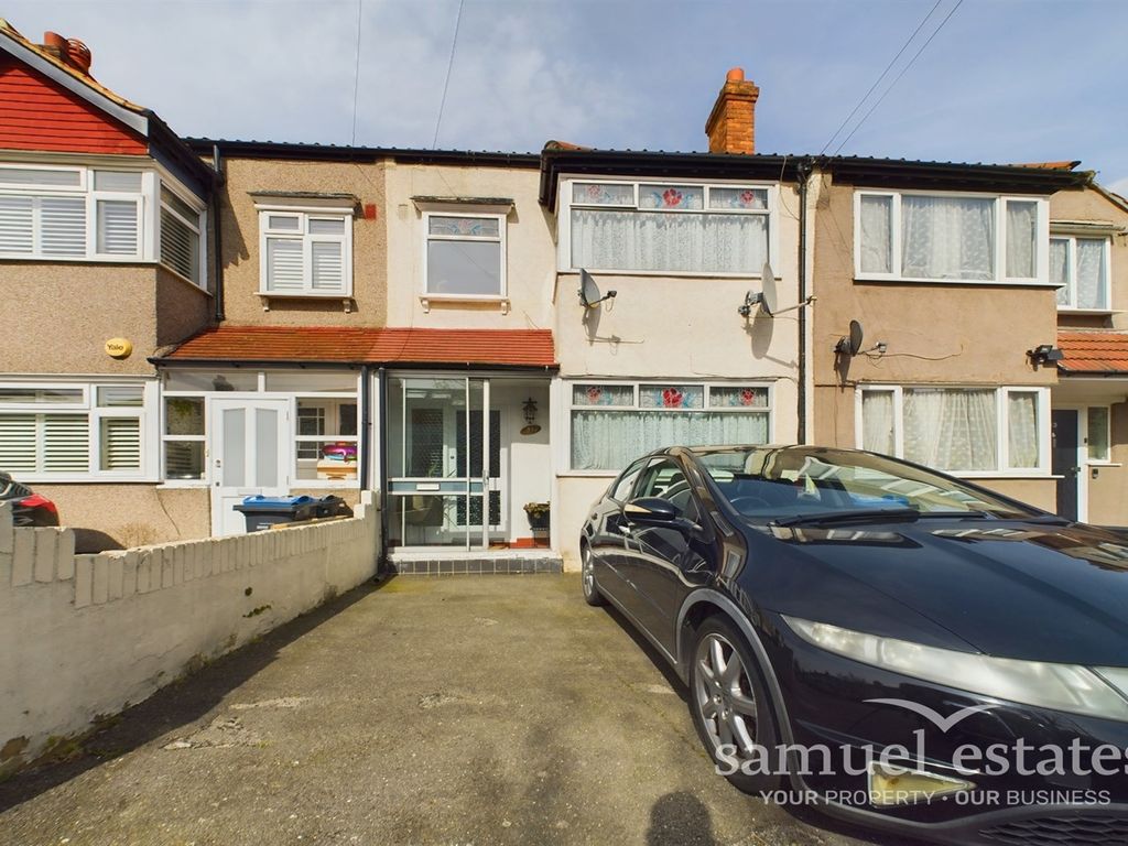 3 bed terraced house for sale in Windermere Road, London SW16, £550,000