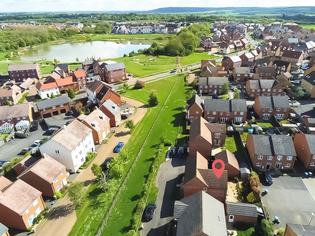 4 bed detached house for sale in Harris Close, Newton Leys Bletchley, Milton Keynes MK3 Zoopla