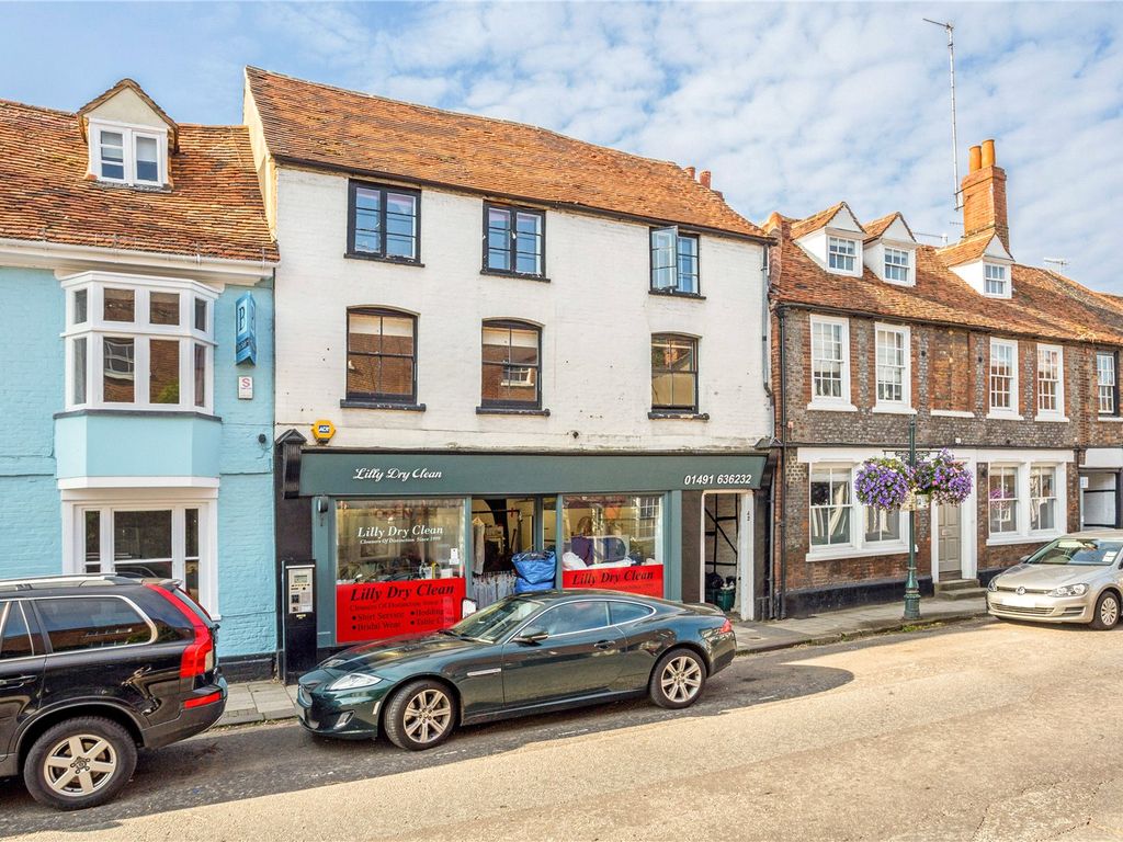 2 bed flat to rent in New Street, HenleyOnThames, Oxfordshire RG9, £