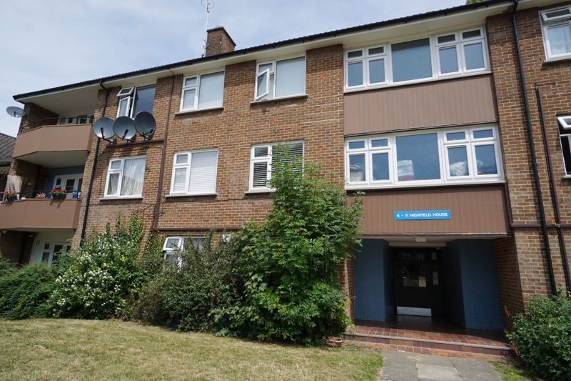 Arundel Gardens, London N21  