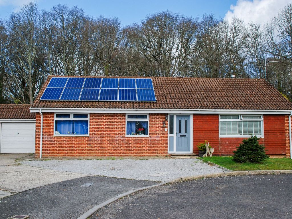 4 bed bungalow for sale in Bramble Way, Bransgore, Christchurch BH23