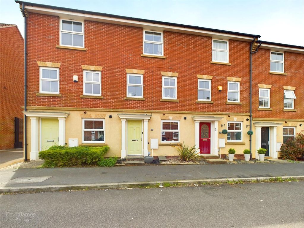 4 bed town house for sale in High Main Drive, Bestwood Village