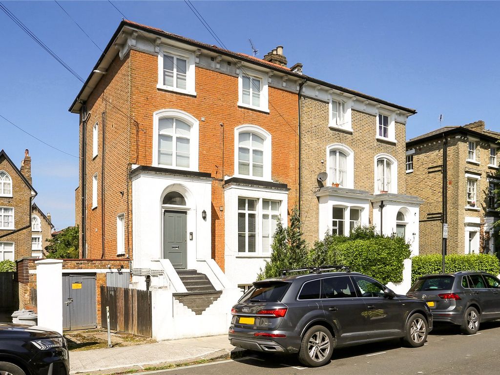 St. Stephens Avenue, Shepherd's Bush, London W12  