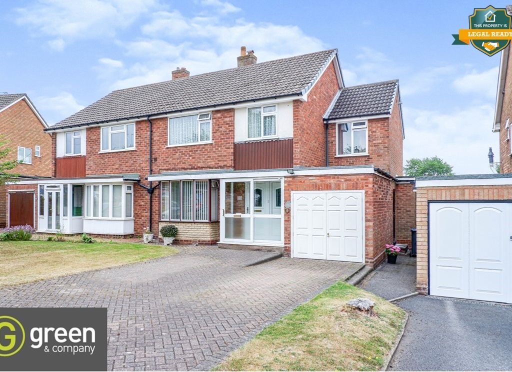 4 bed semidetached house for sale in Willmott Road, Four Oaks, Sutton