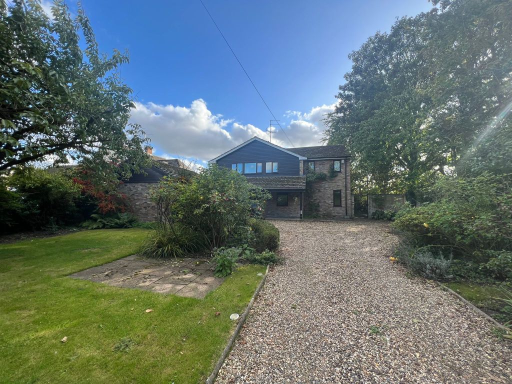 5 bed barn conversion to rent in High Street, Harlton, Cambridge CB23