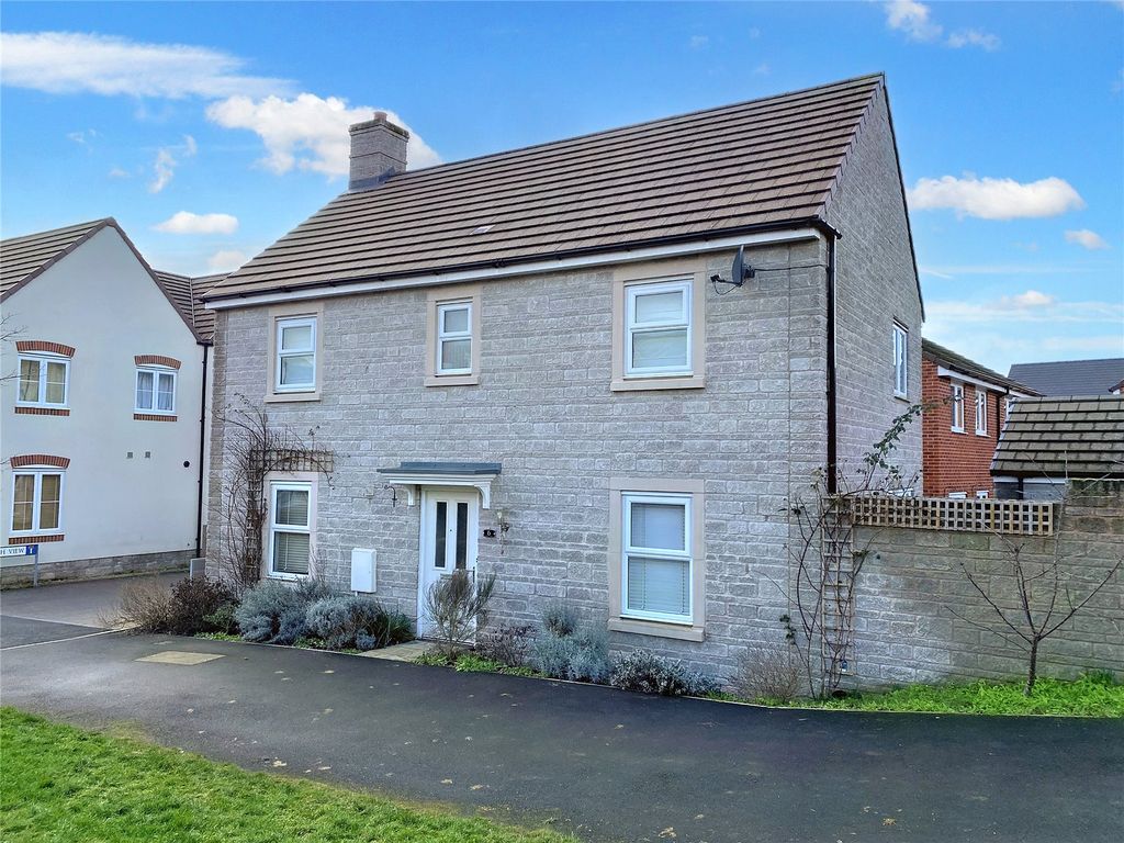 4 bed detached house for sale in Upper Ox Hill, Ridgeway Farm, Swindon