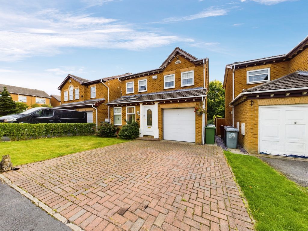 4 bed detached house for sale in Jakeman Drive, Tingley, Wakefield WF3