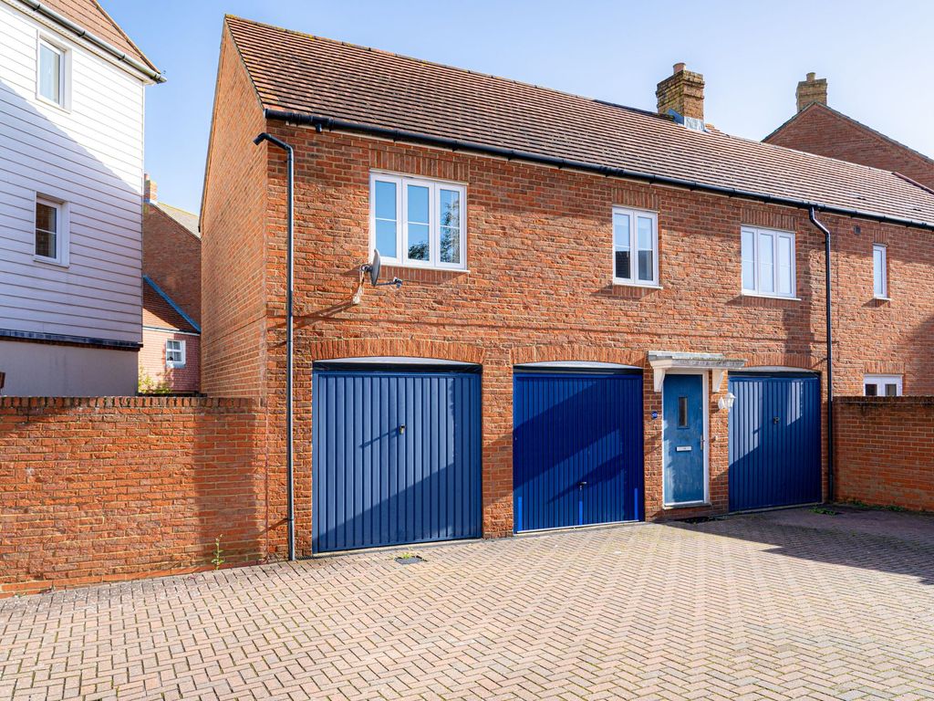 2 bed flat for sale in Bluebell Road, Kingsnorth TN23, £225,000 Zoopla