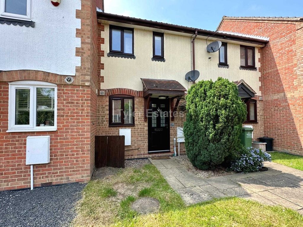 1 bed terraced house for sale in Sweet Briar Drive, Steeple View SS15 Zoopla