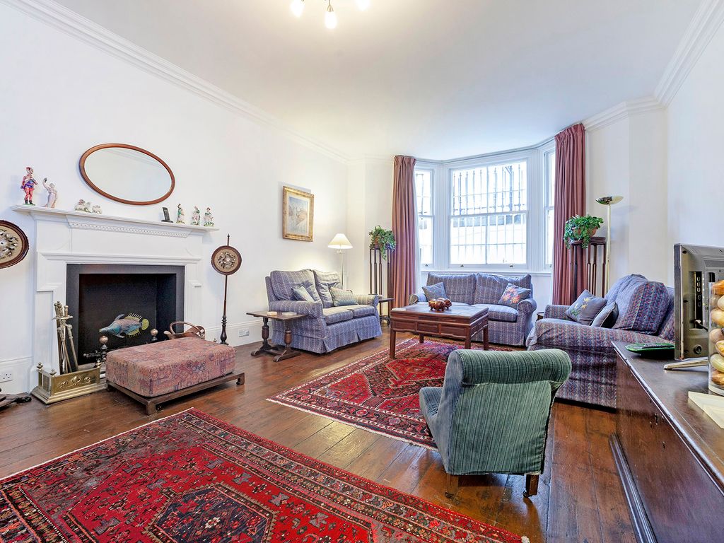 De Vere Gardens, Kensington W8  