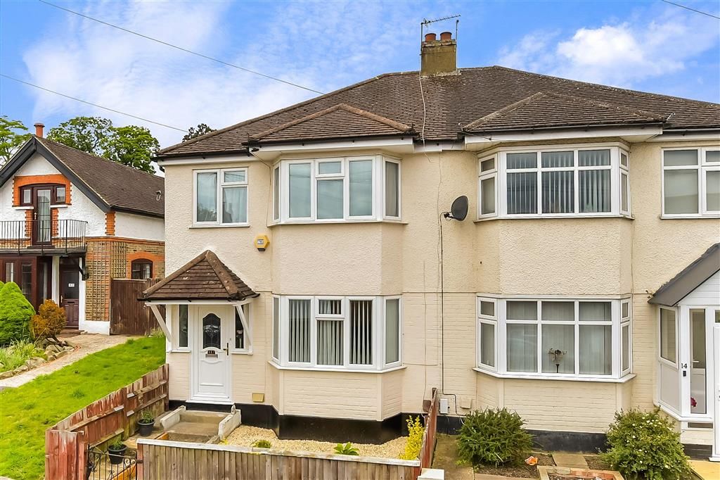 3 bed semidetached house for sale in Cromwell Road, Caterham, Surrey