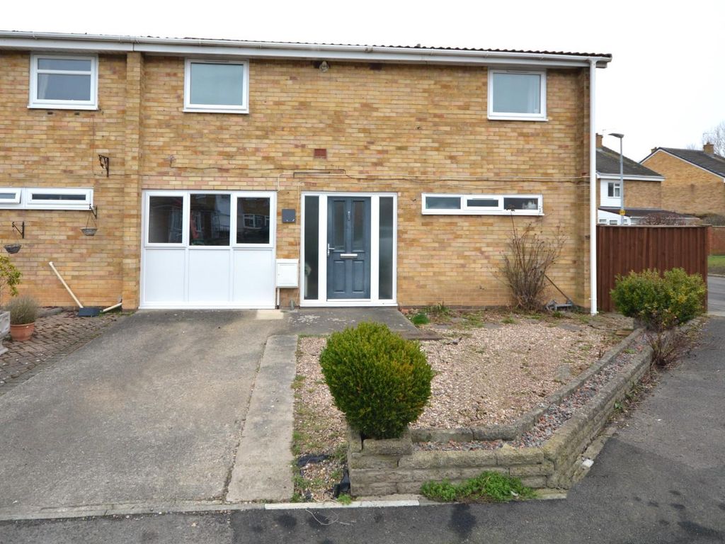 4 bed terraced house for sale in Washington Crescent, Newton Aycliffe